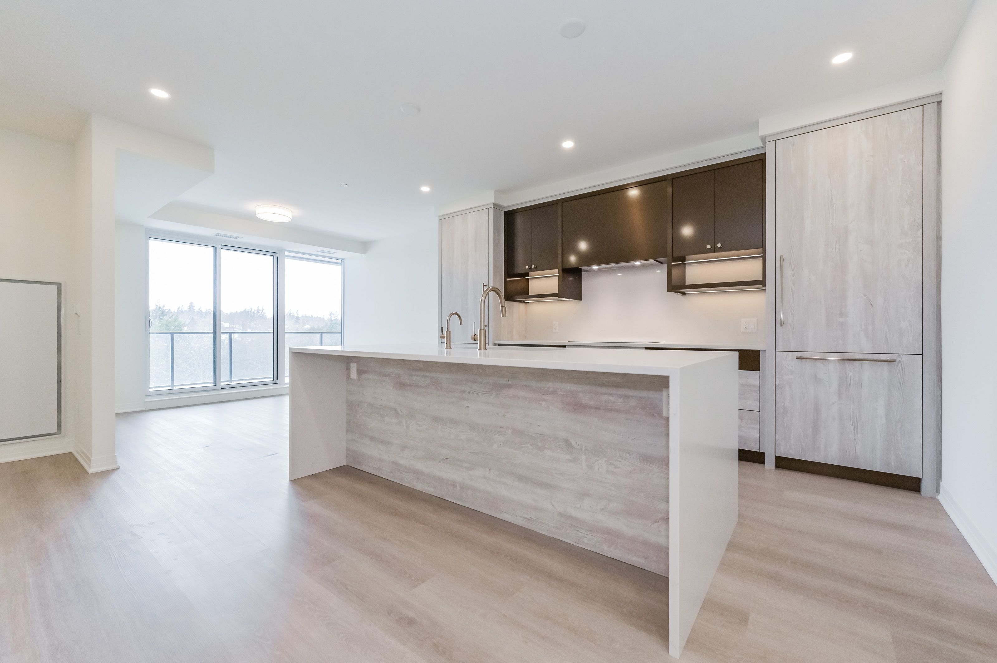 6523 Wellington 7 Road 402