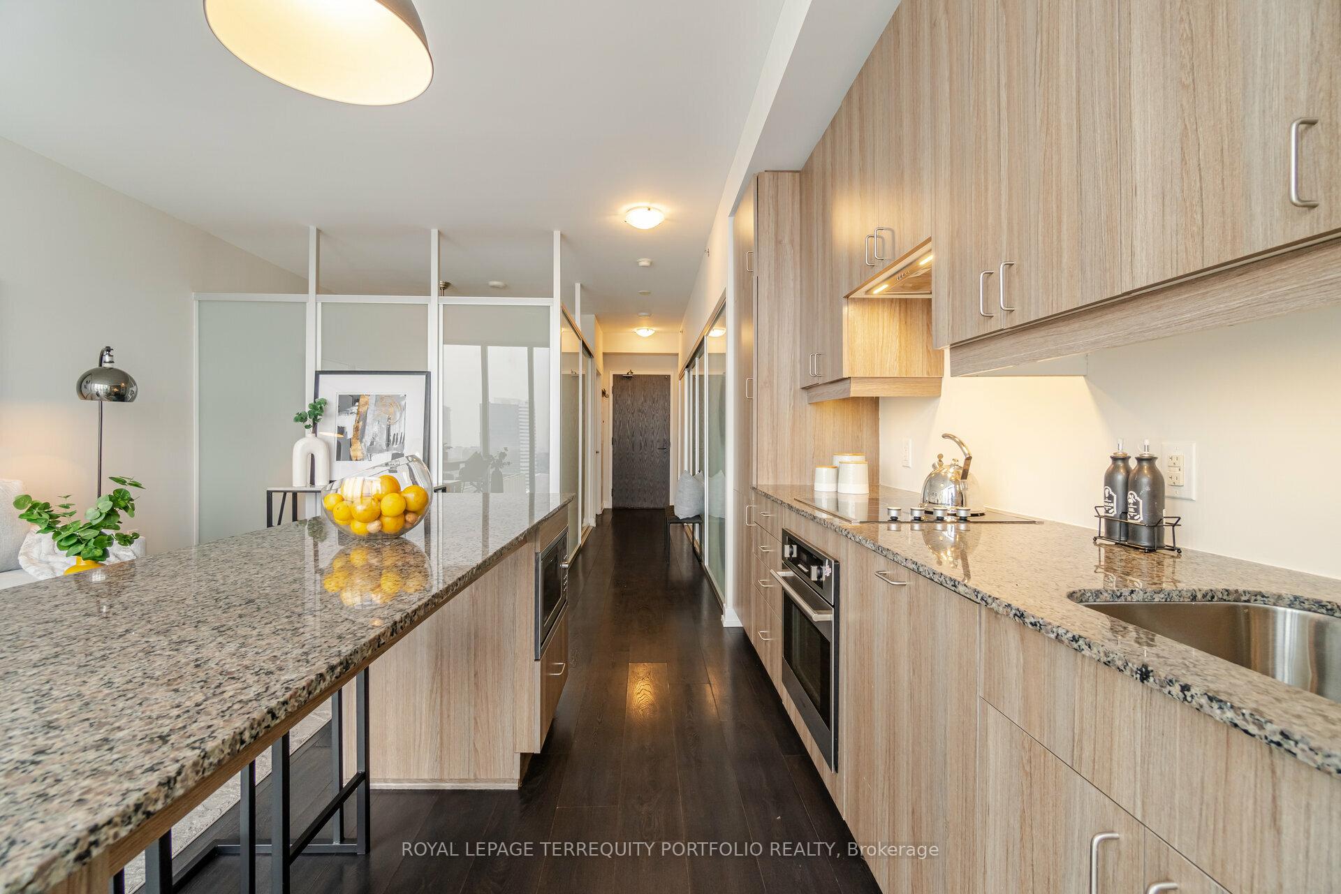 1 Bedroom Condo at 426 University,  Toronto For sale