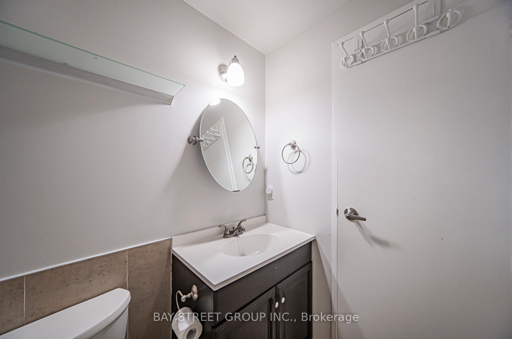 3 Bedrooms Condo at 2470 Eglinton, Toronto For sale