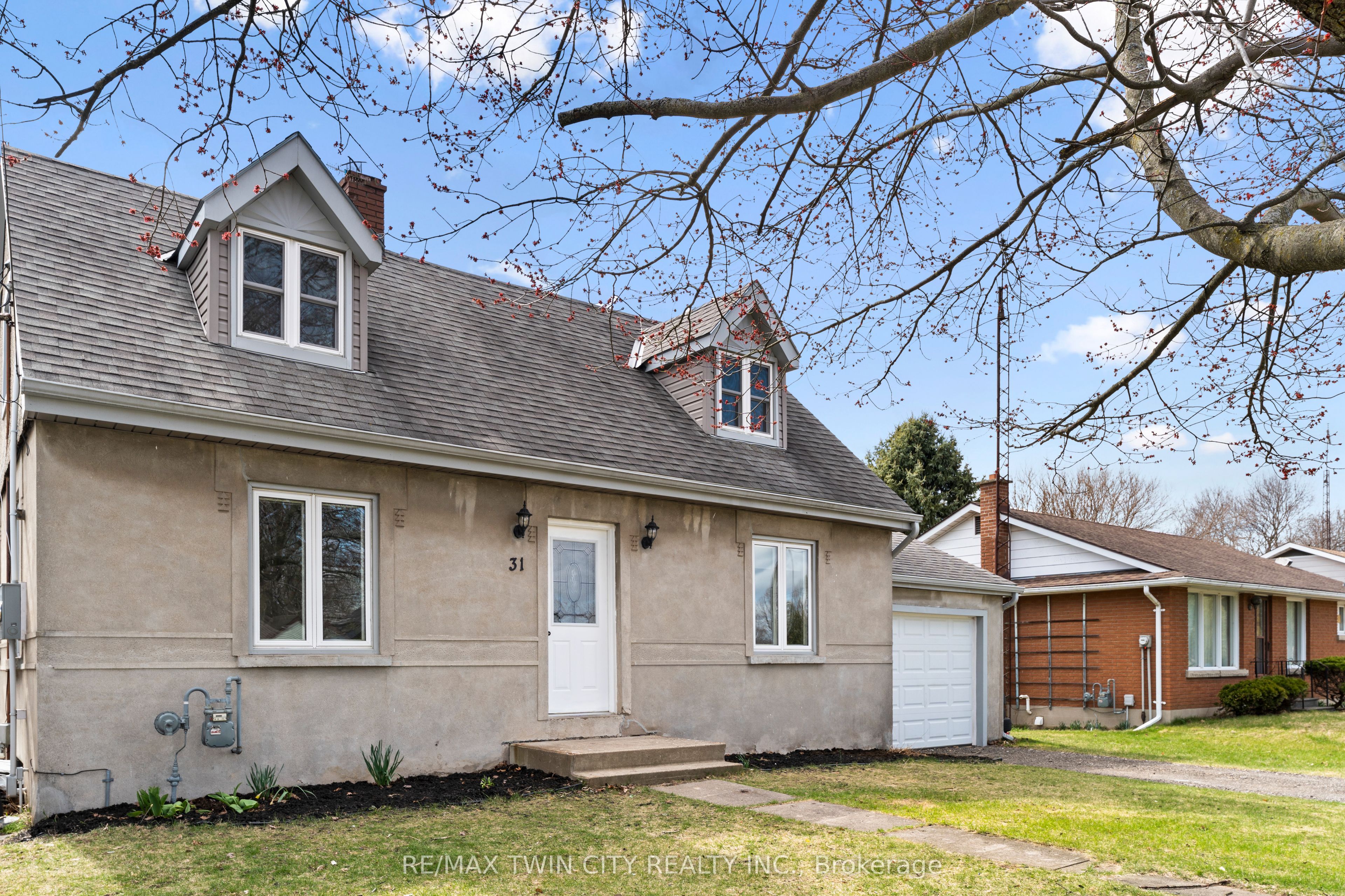 31 George Street, Norfolk, ON N0E 1G0