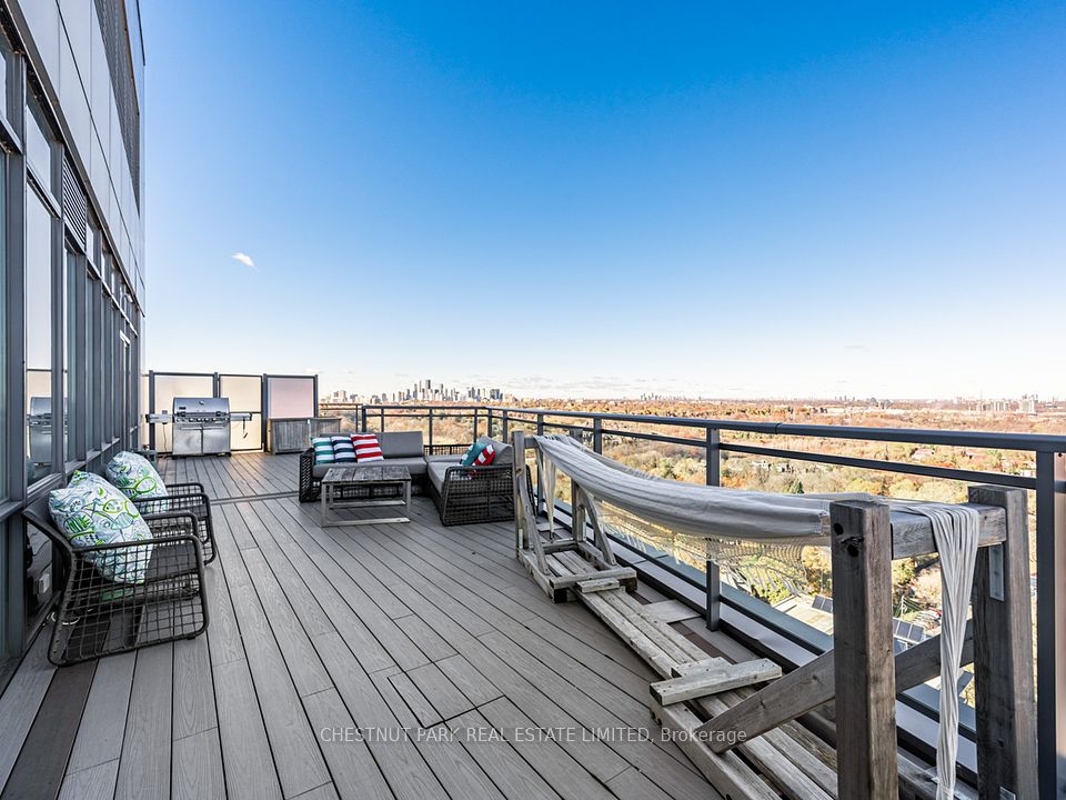 Large Terrace with Custom Decking & Gas BBQ