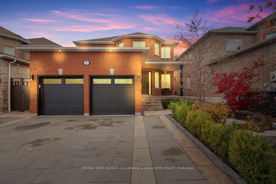 7 Southbury Manor Drive