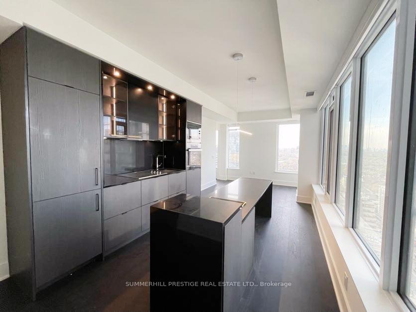 2 Bedrooms Condo at 11 Yorkville, Toronto For sale