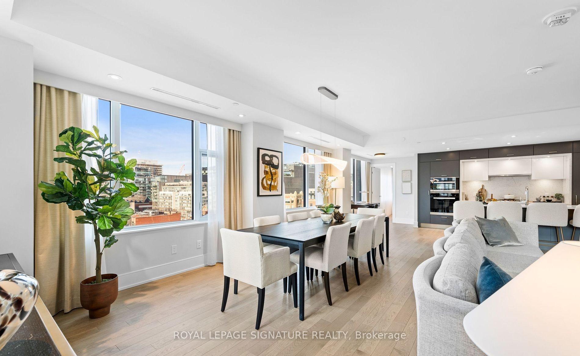 2 Bedrooms Condo at 455 Wellington, Toronto For sale