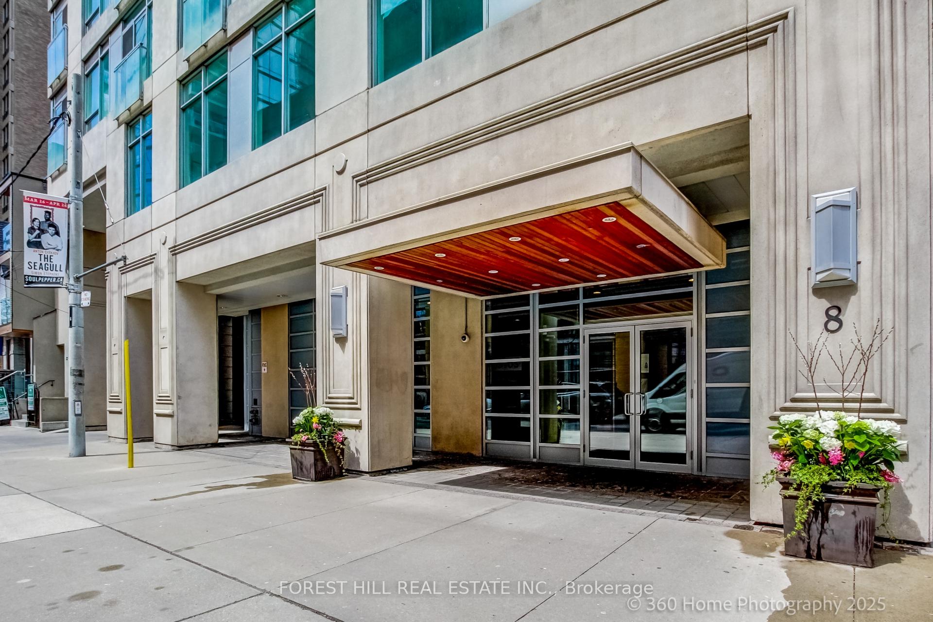 1 Bedroom Condo at 8 Scollard, Toronto For sale