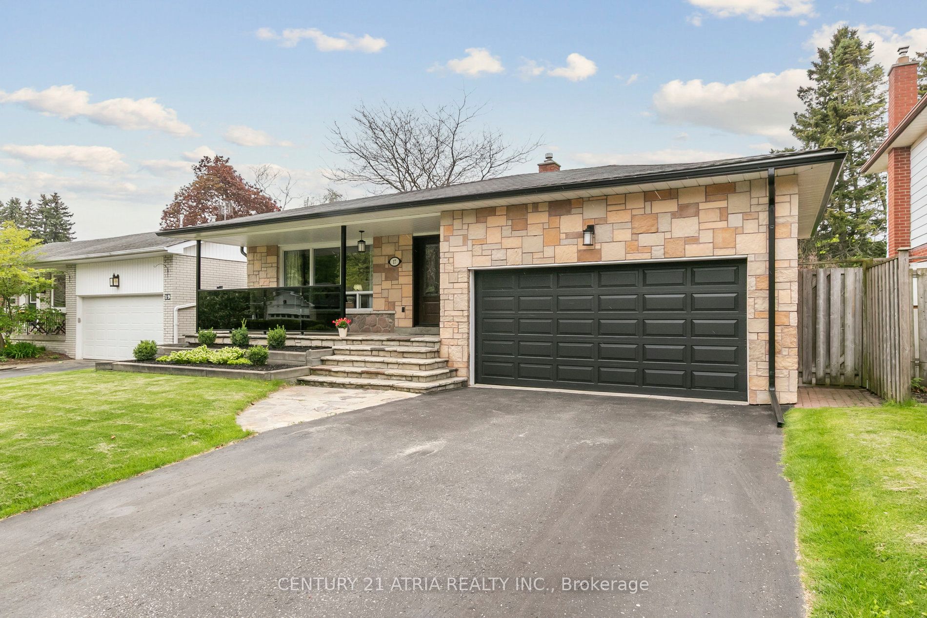 17 Janellan Terrace