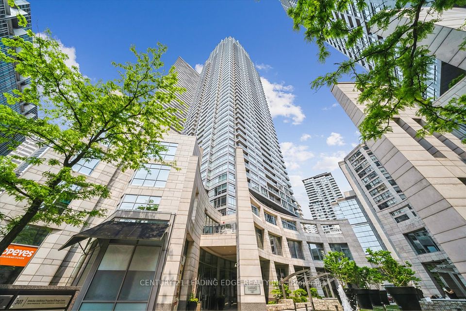 2191 Yonge Street