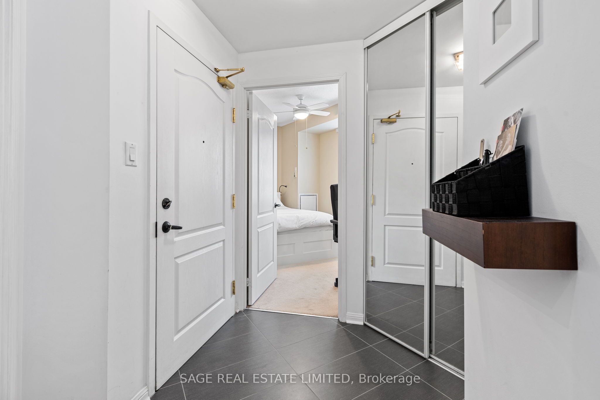 55 Lorindale Avenue, #105