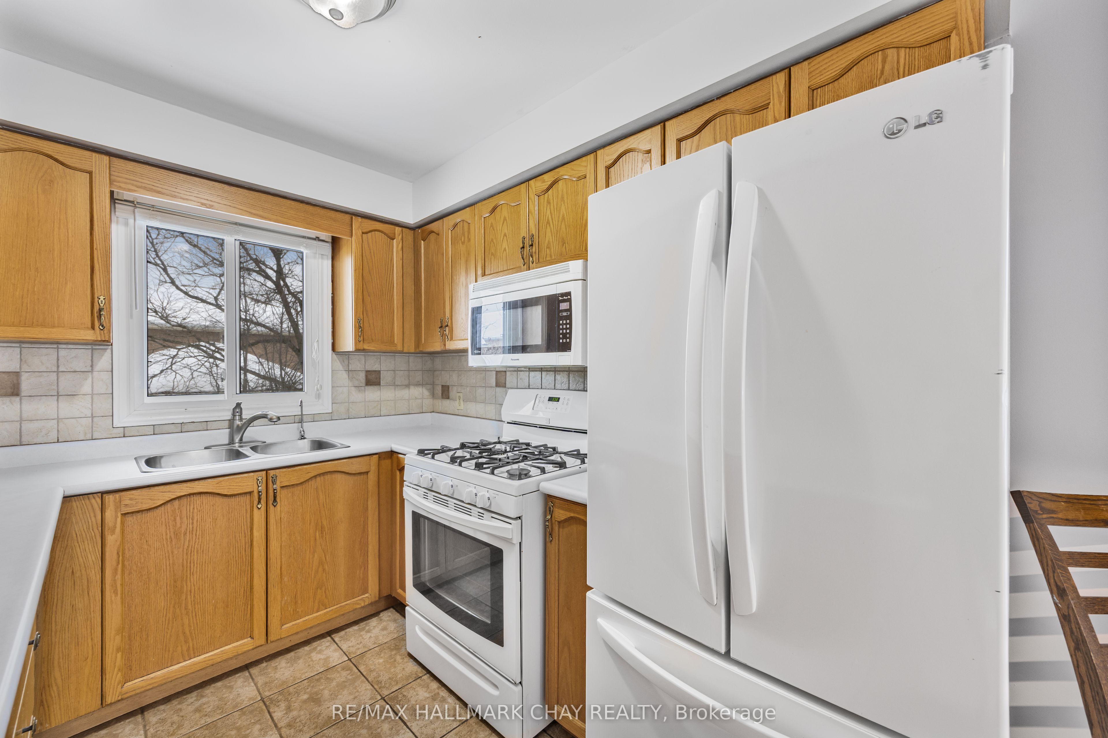 23 Grasett Crescent