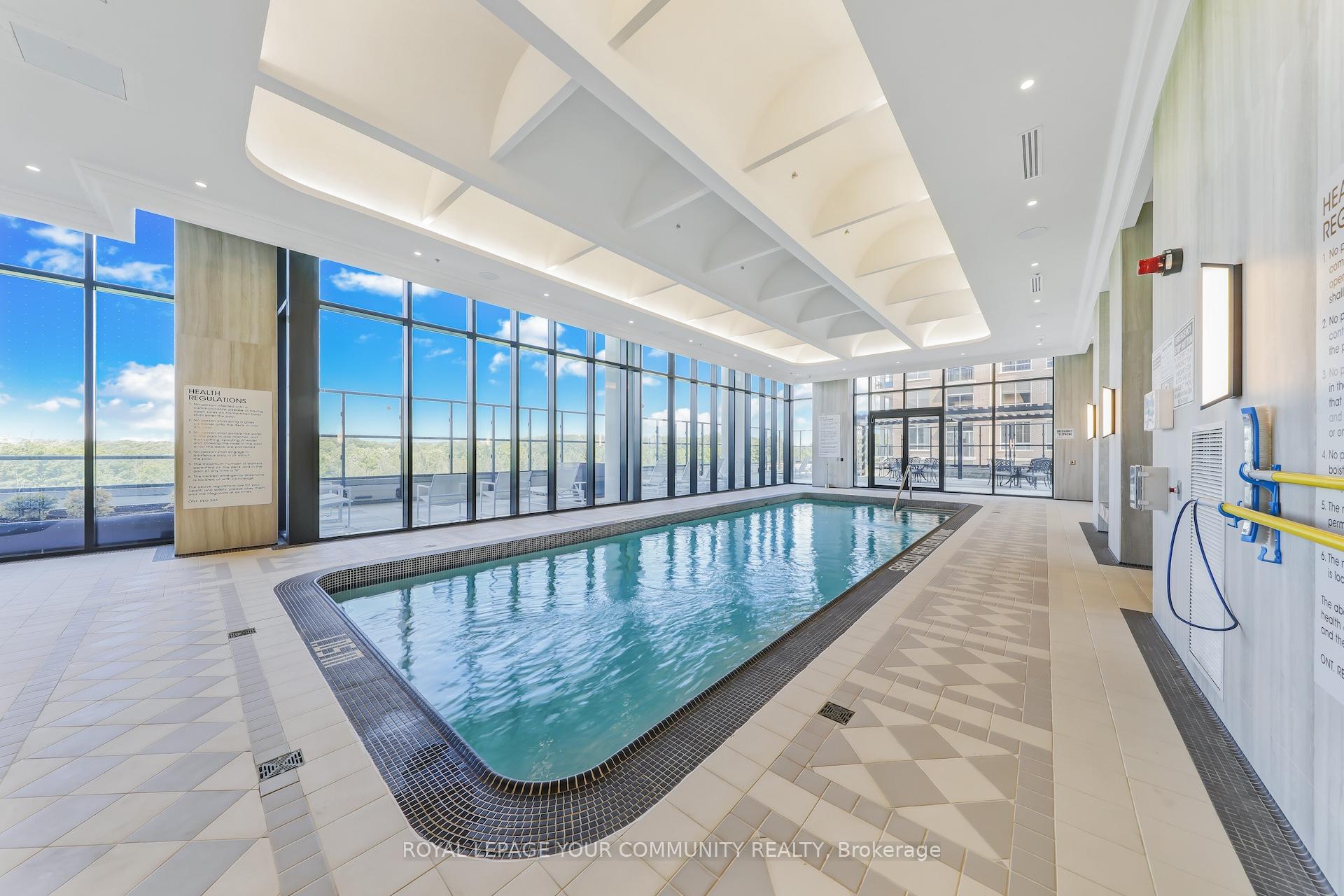 3 Bedrooms Condo at 10 Inn On The Park, Toronto For sale