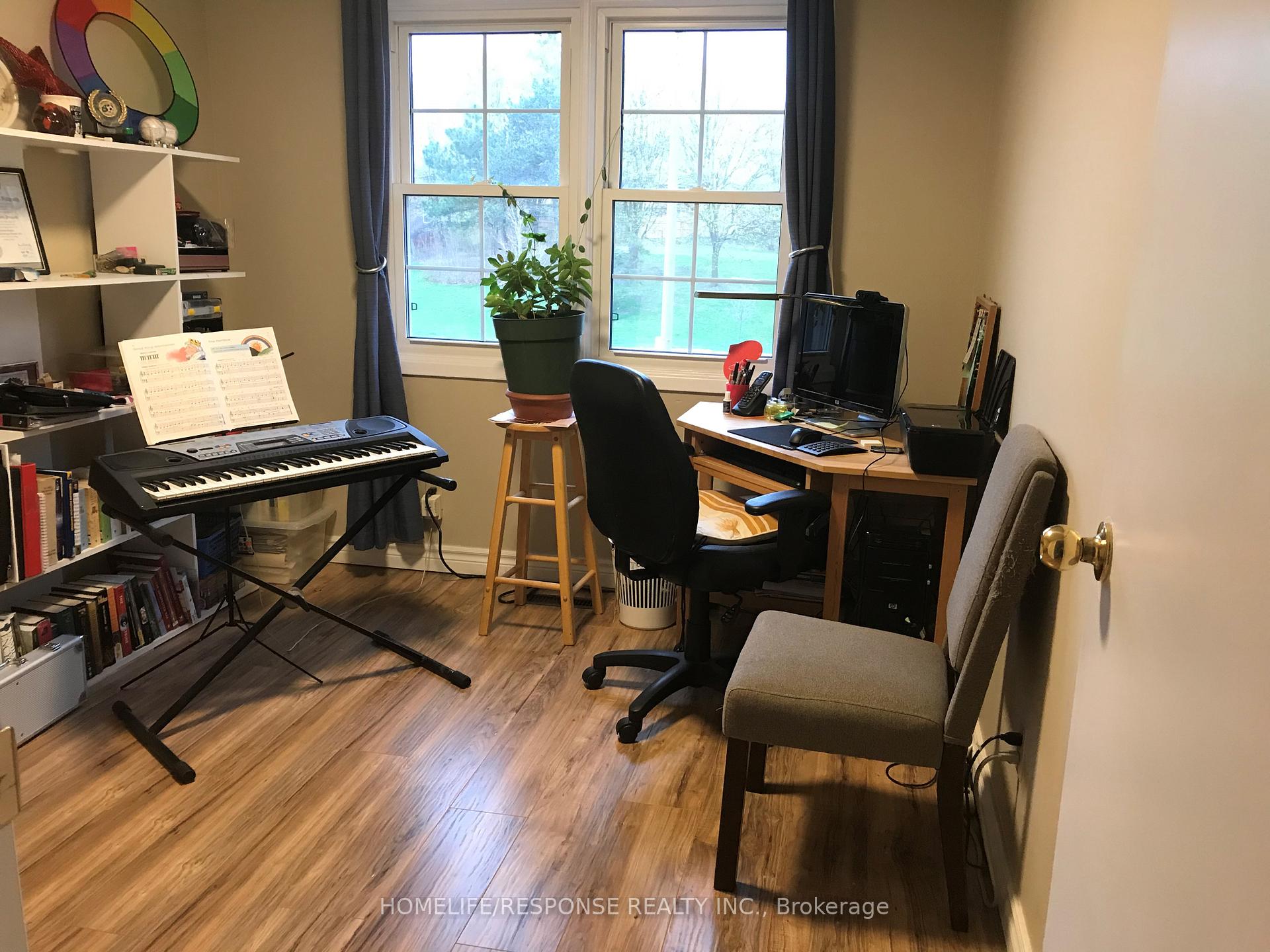 3 Bedrooms Condo at 2120 RATHBURN, Mississauga For sale