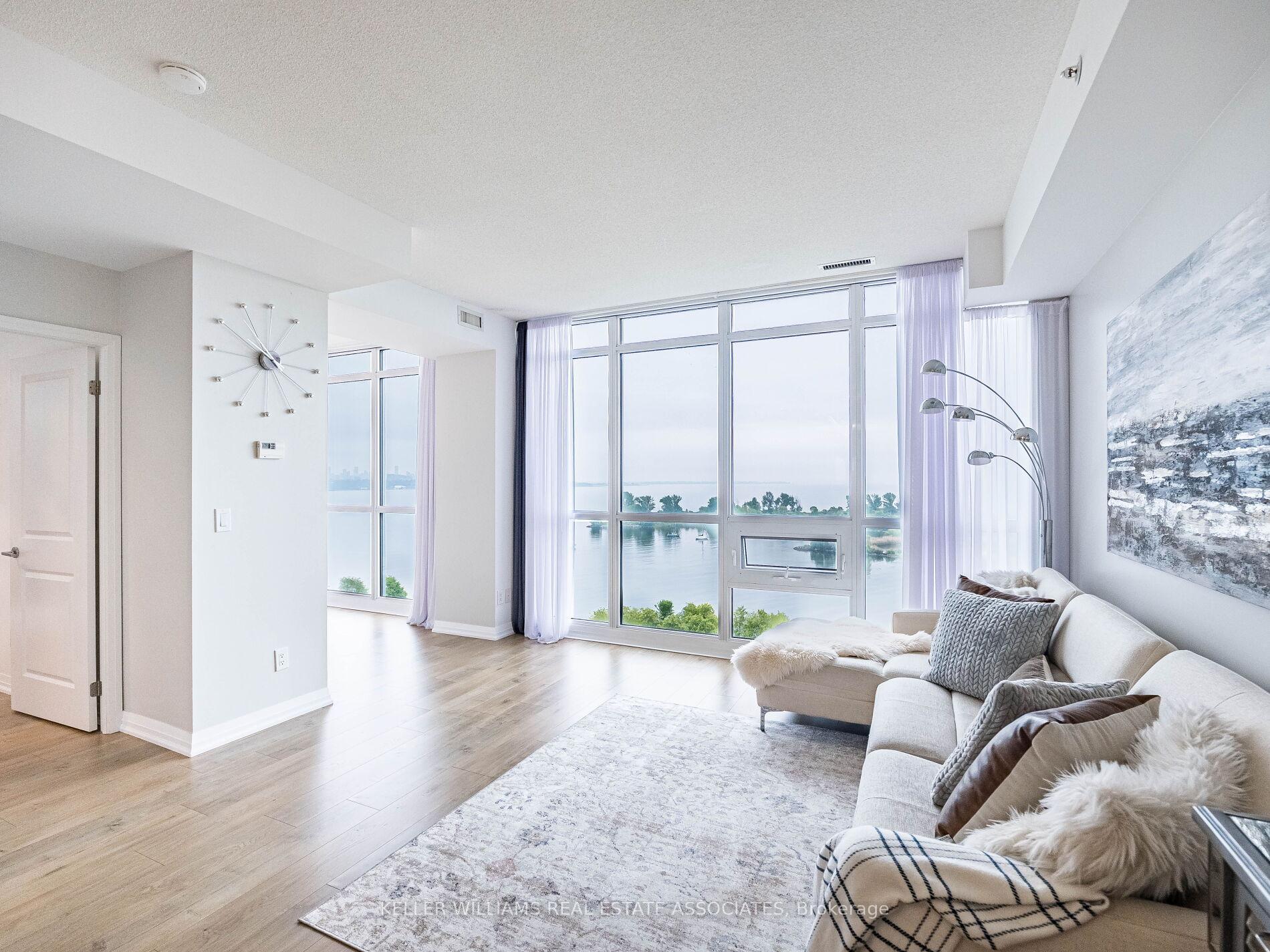 3 Bedrooms Condo at 59 Annie Craig, Toronto For sale