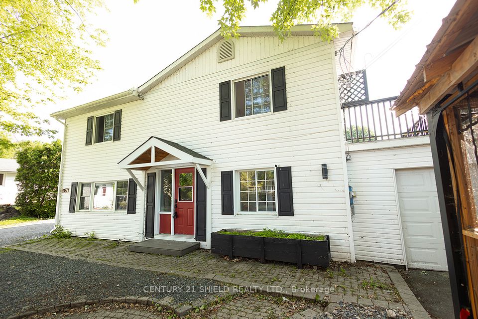 6927 Salem
