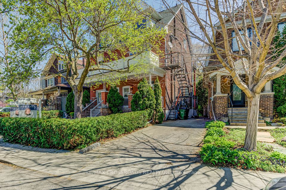 87 Wembley Drive, Toronto, ON M4L 3C9