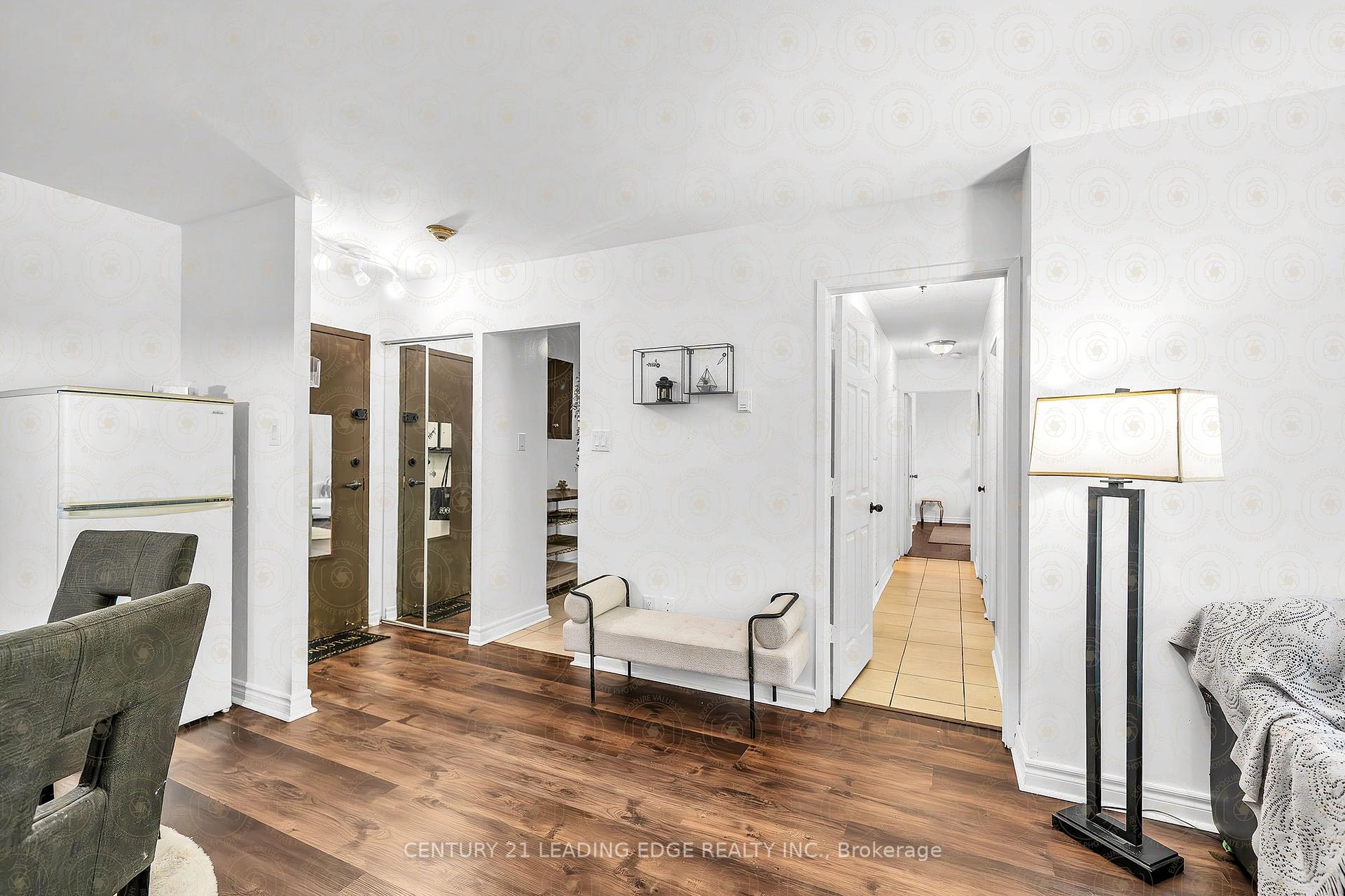 3 Bedrooms Condo at 1690 Victoria Park, Toronto For sale