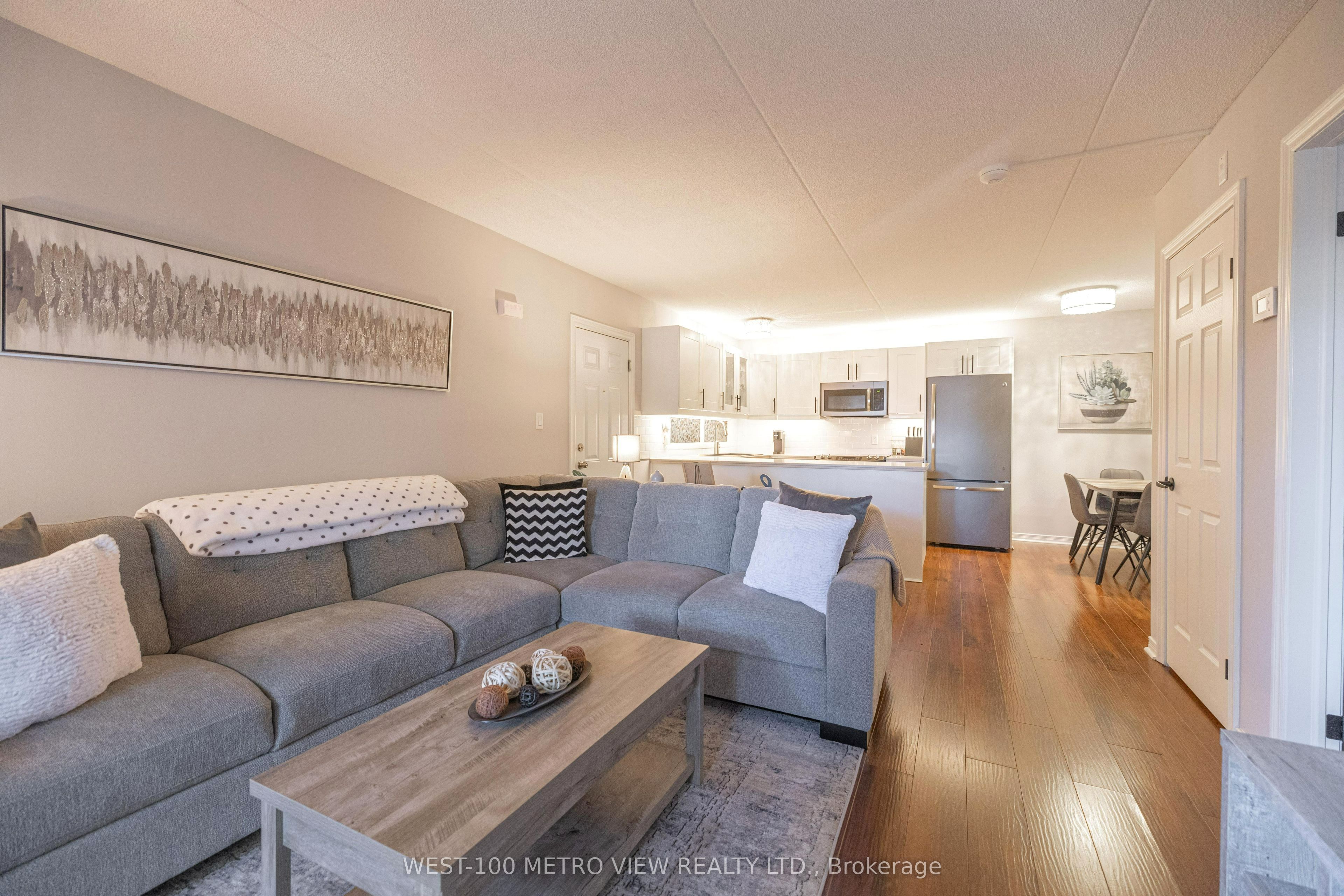 2040 Cleaver Avenue, #209