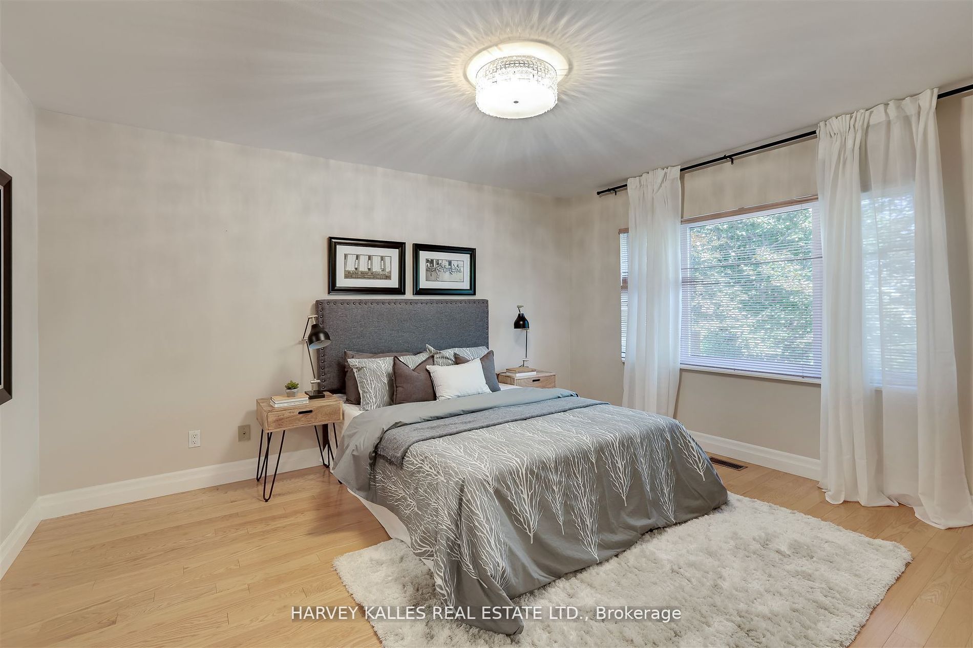 62 Prince Edward Boulevard