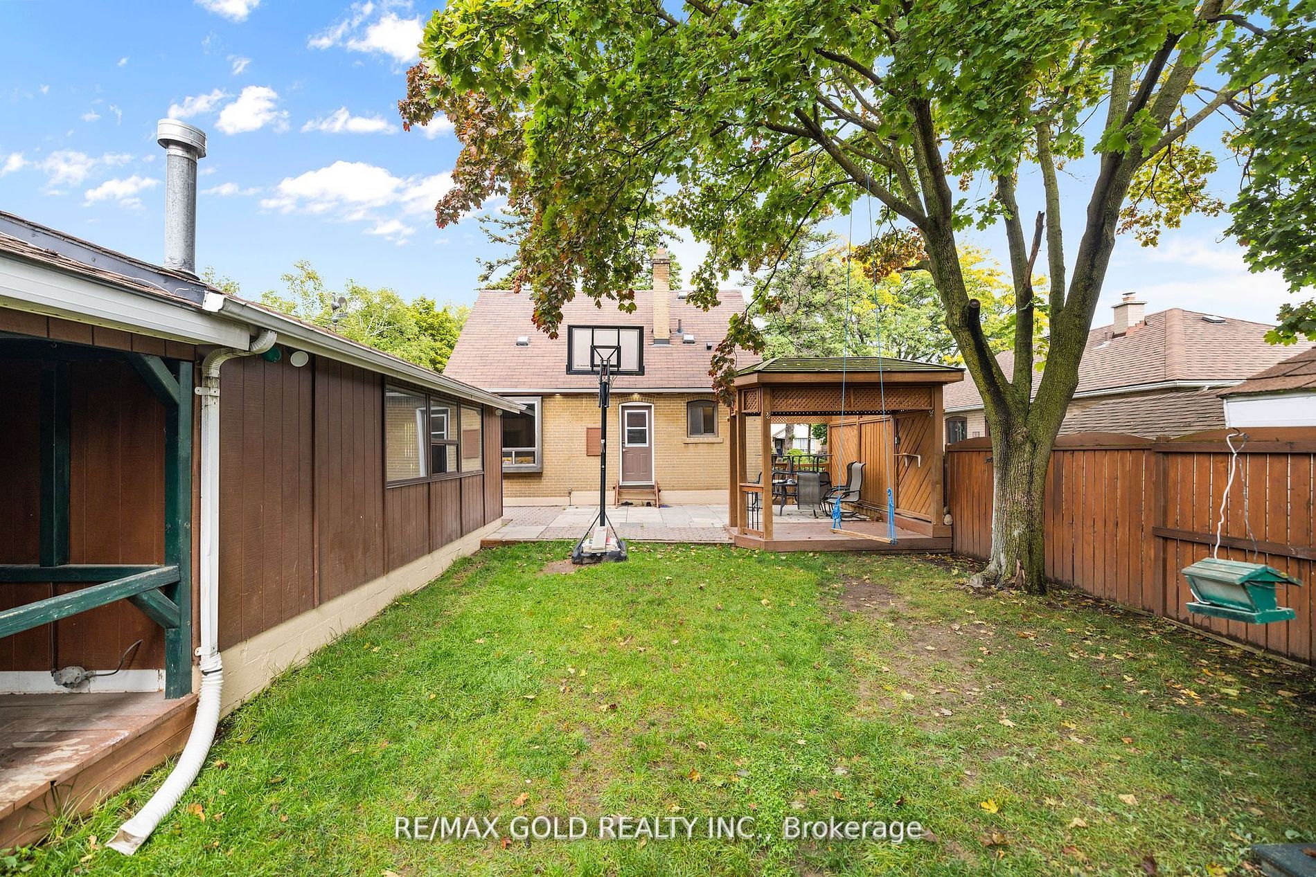 20 Hatfield Crescent