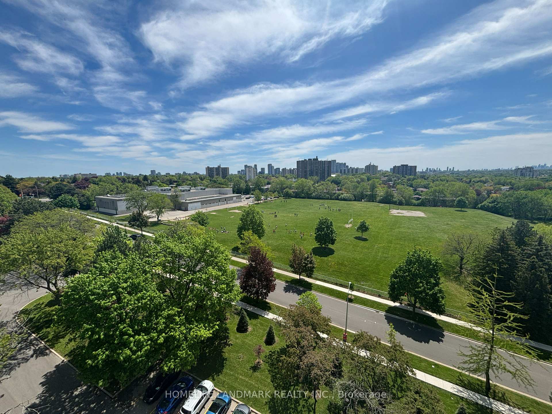 3 Bedrooms Condo at 260 Seneca Hill, Toronto For sale