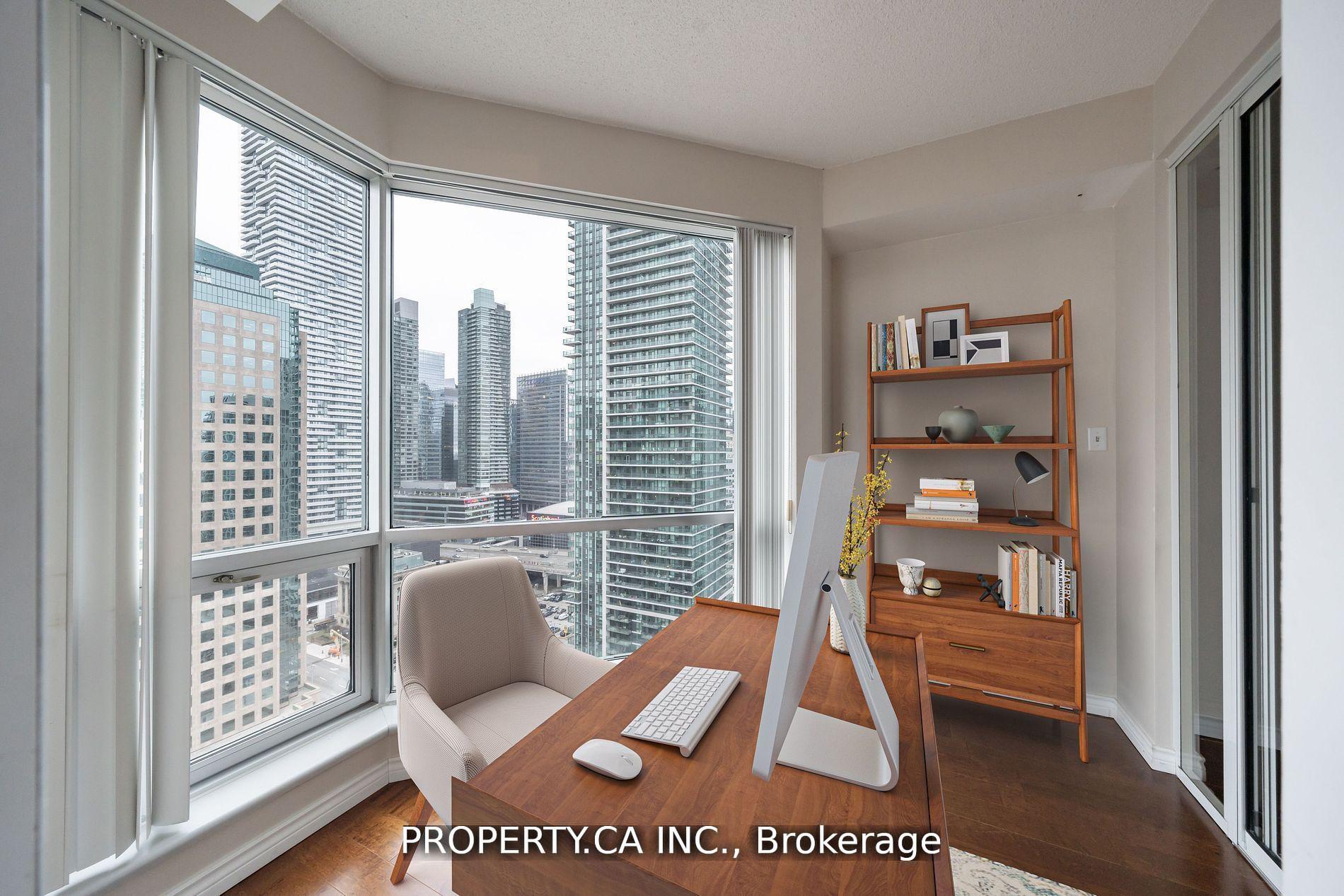 2 Bedrooms Condo at 10 Queens, Toronto For sale
