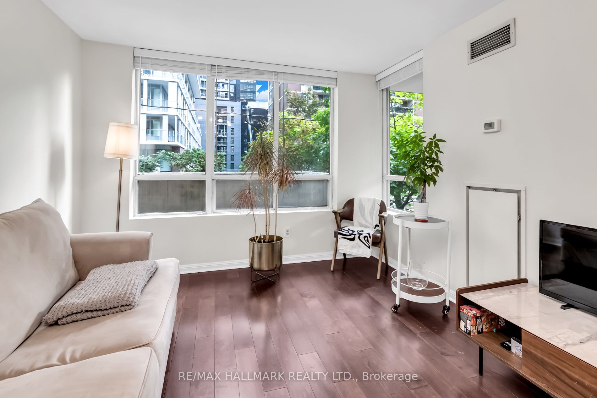 188 Redpath Avenue, #207