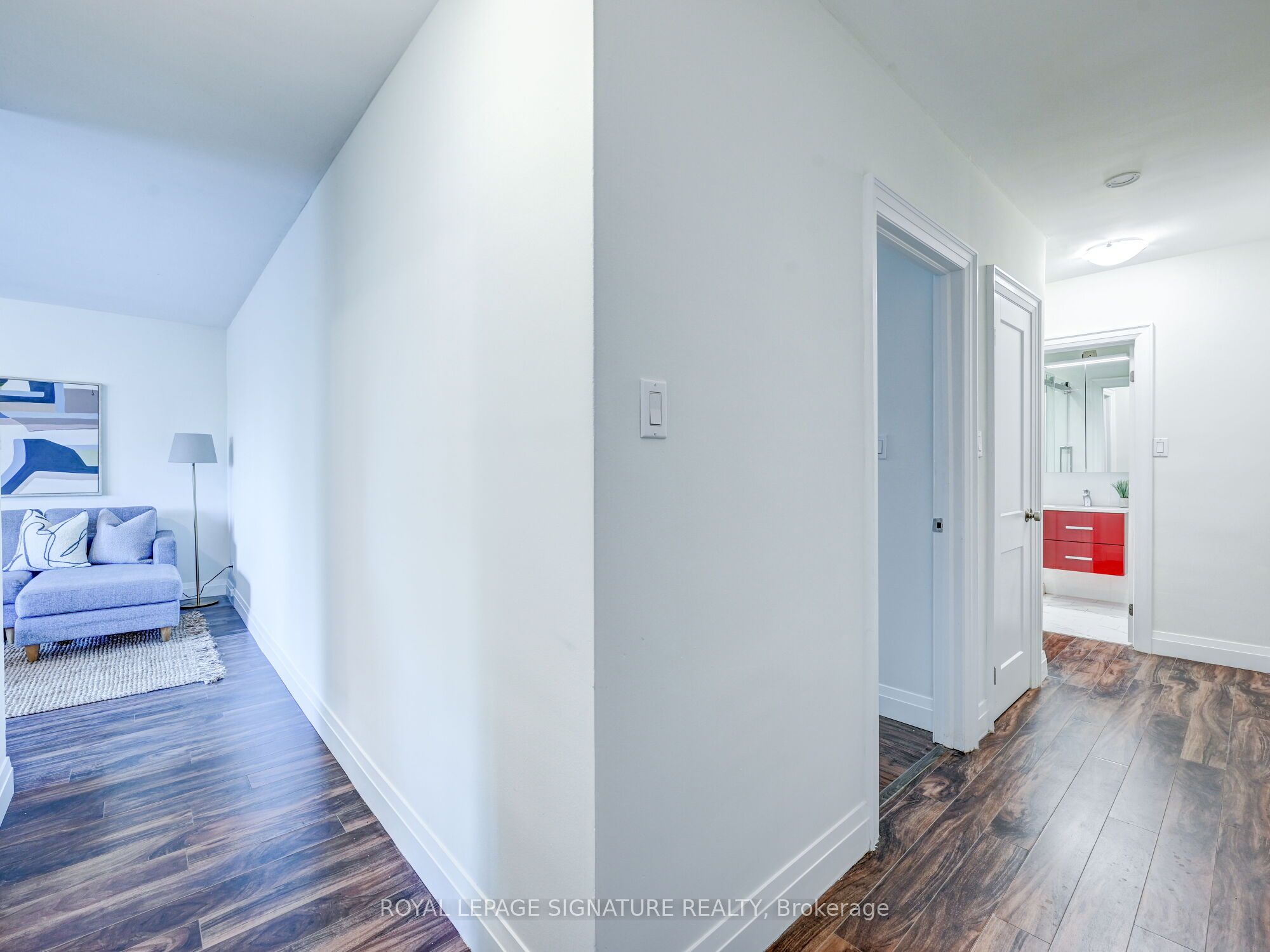 40 Cavell Avenue, Toronto W06 Mimico