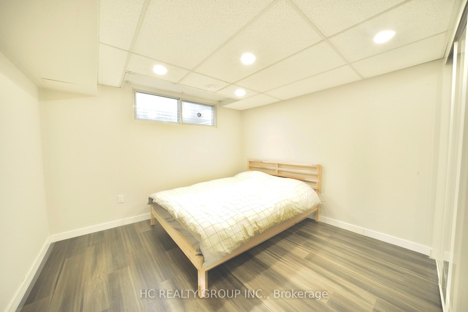 4 Bedrooms Condo at 201 Bridletowne,  Toronto For sale