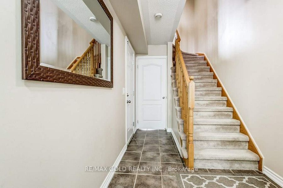 6 Cailiff Street, Brampton, ON L6Y 0P9