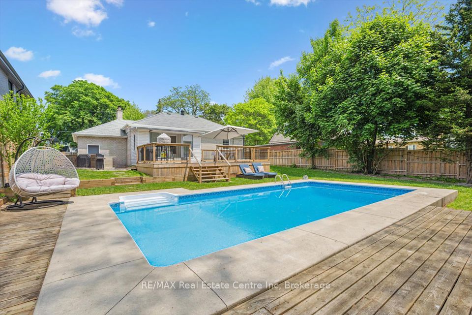 2090 Courtland