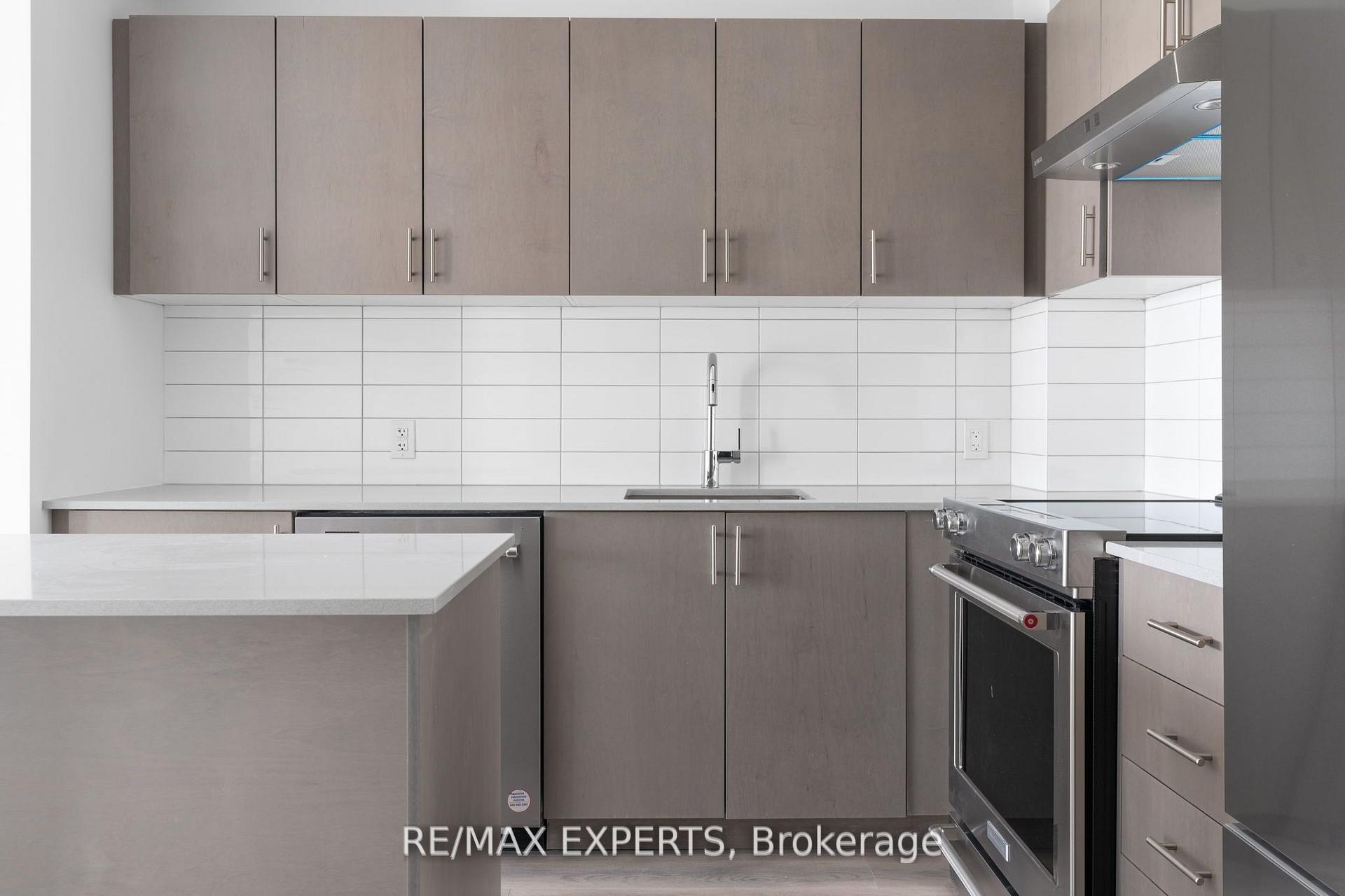 1 Bedroom Condo at 9000 Jane, Vaughan For sale