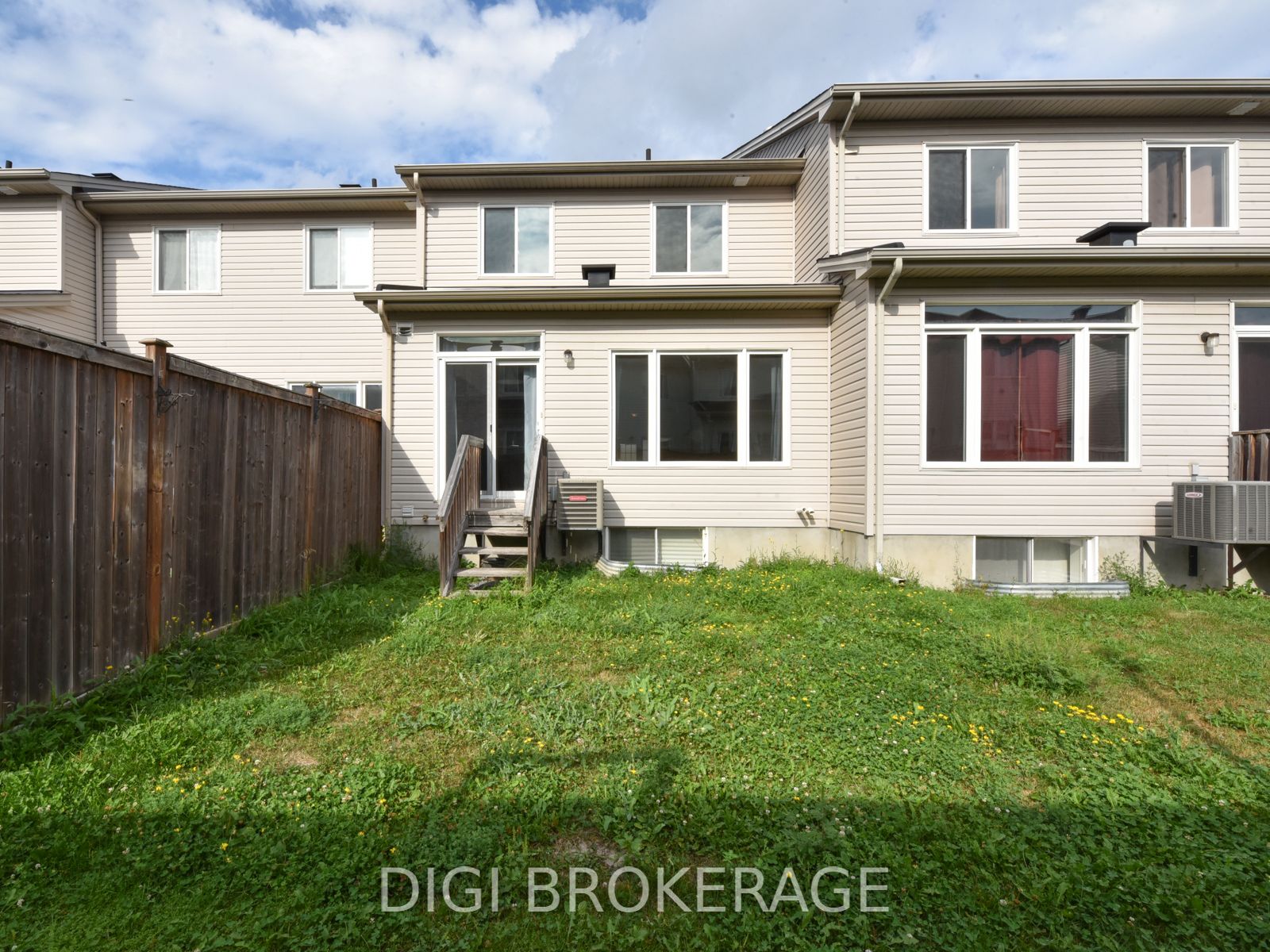 247 Arrita Street, Kanata, ON K2S 0J3