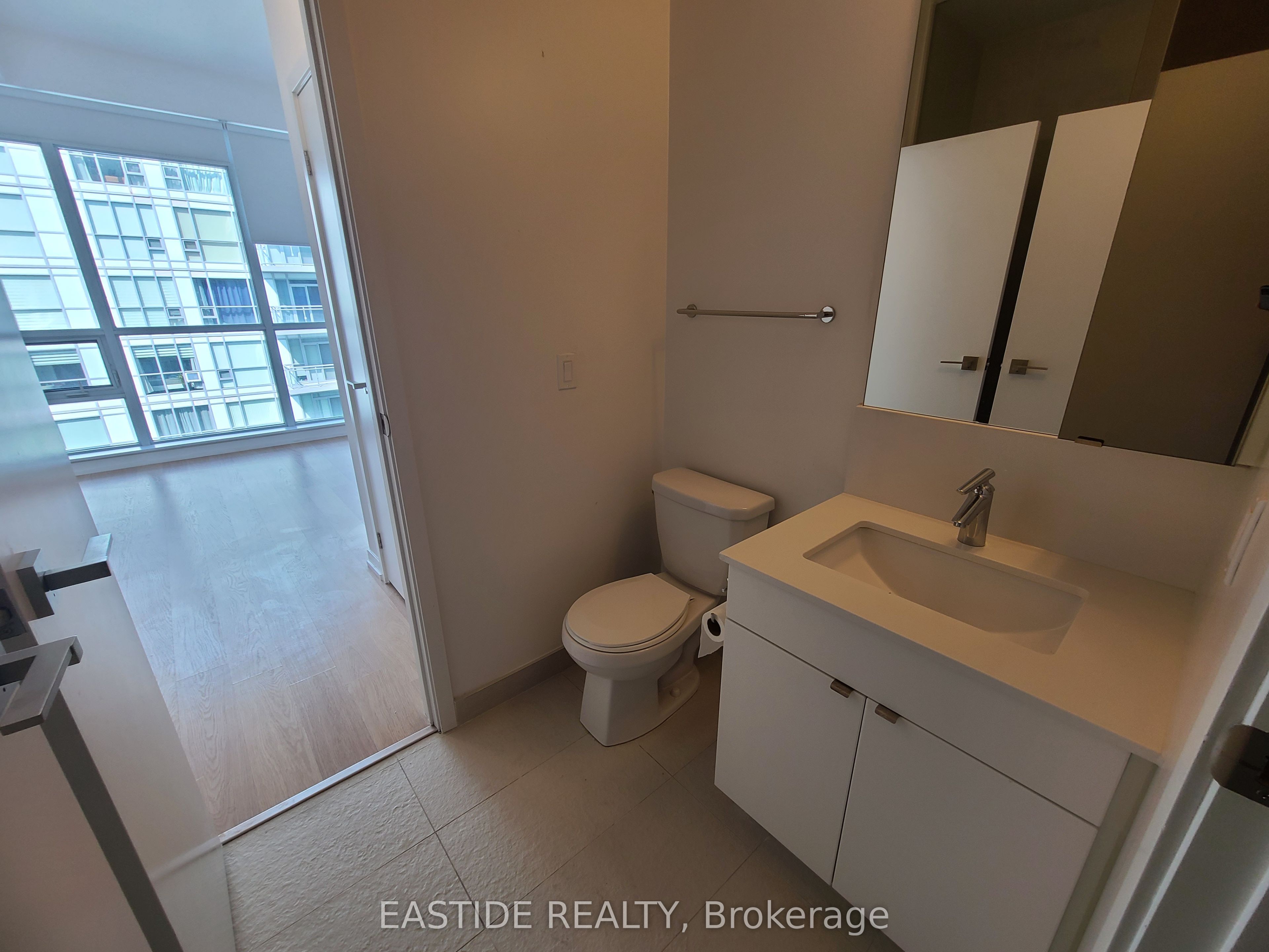 98 Lillian Street, #3211