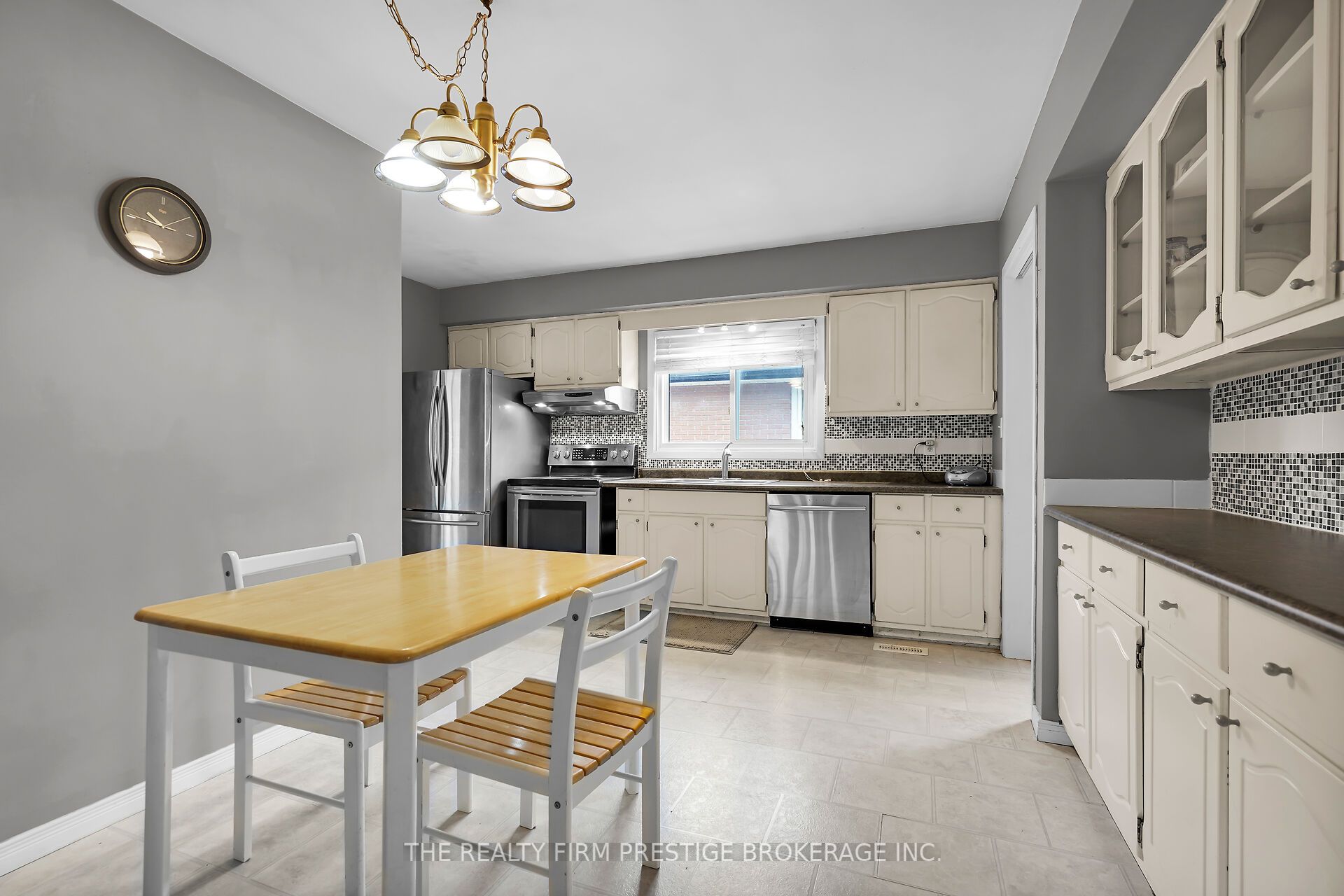 213 Highview Drive, St. Thomas, ON N5R 5H6