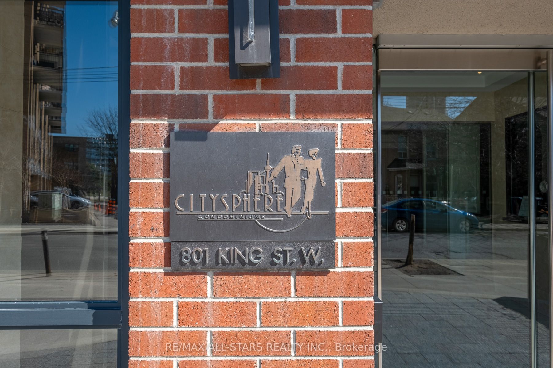 801 King Street W, #816