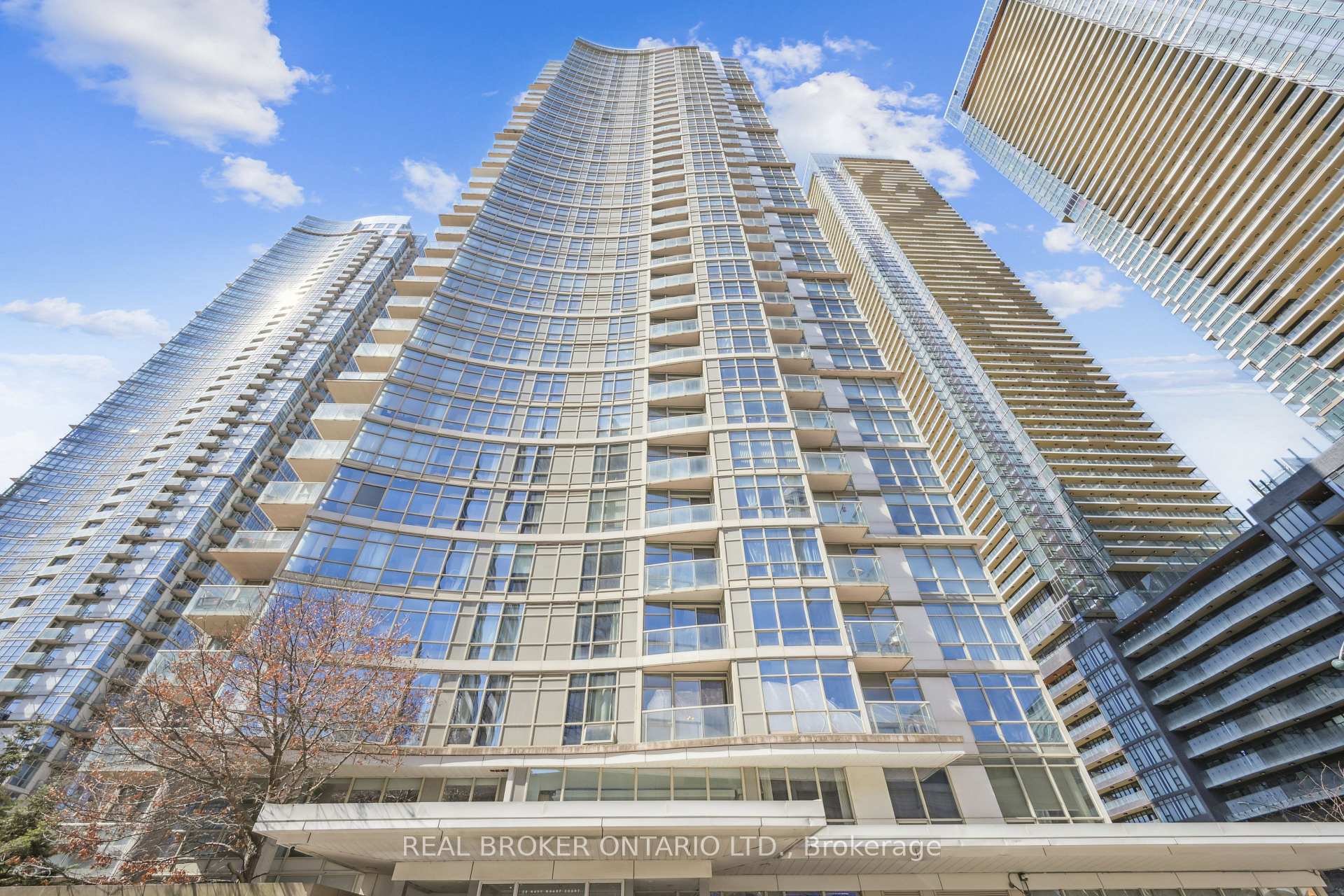 2 Bedrooms Condo at 10 Navy Wharf, Toronto For sale