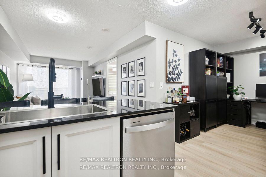 2 Bedrooms Condo at 1070 Sheppard, Toronto For sale