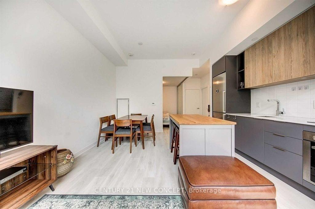 4 Bedrooms Condo at 120 Parliament, Toronto For sale