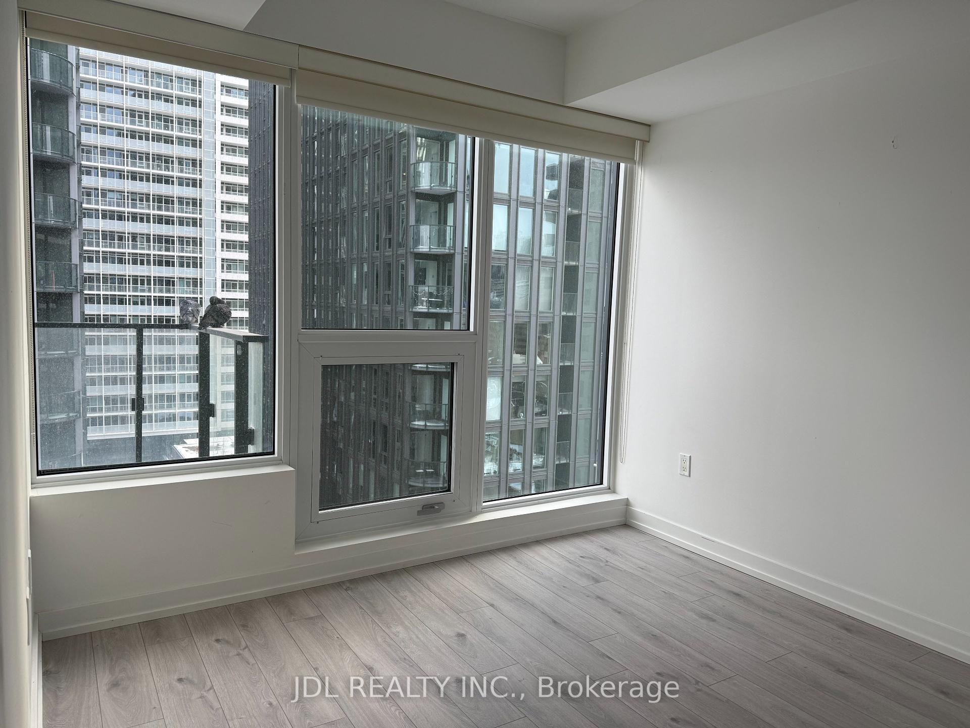 2 Bedrooms Condo at 77 Shuter,  Toronto For sale