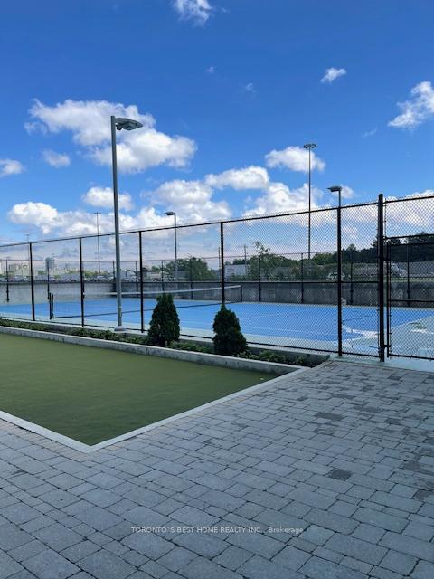 Condo at 117 Mcmahon, Toronto For sale