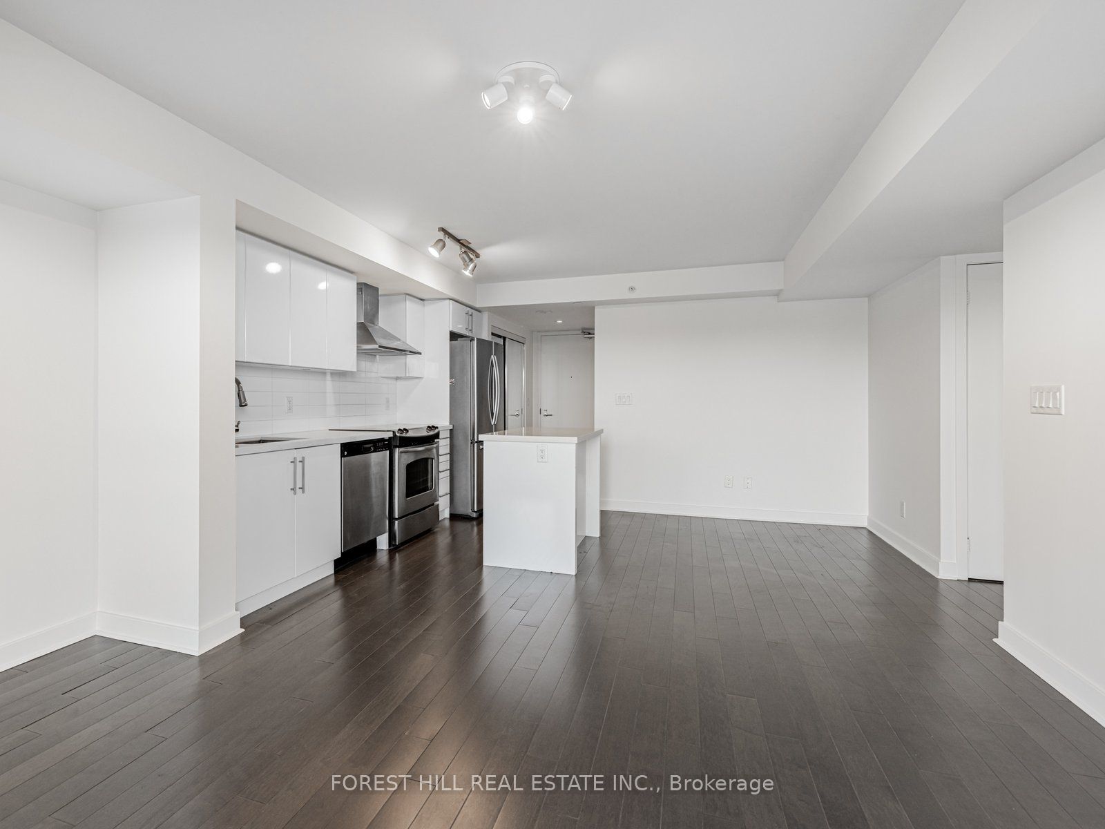 58 Orchard View Boulevard, #510