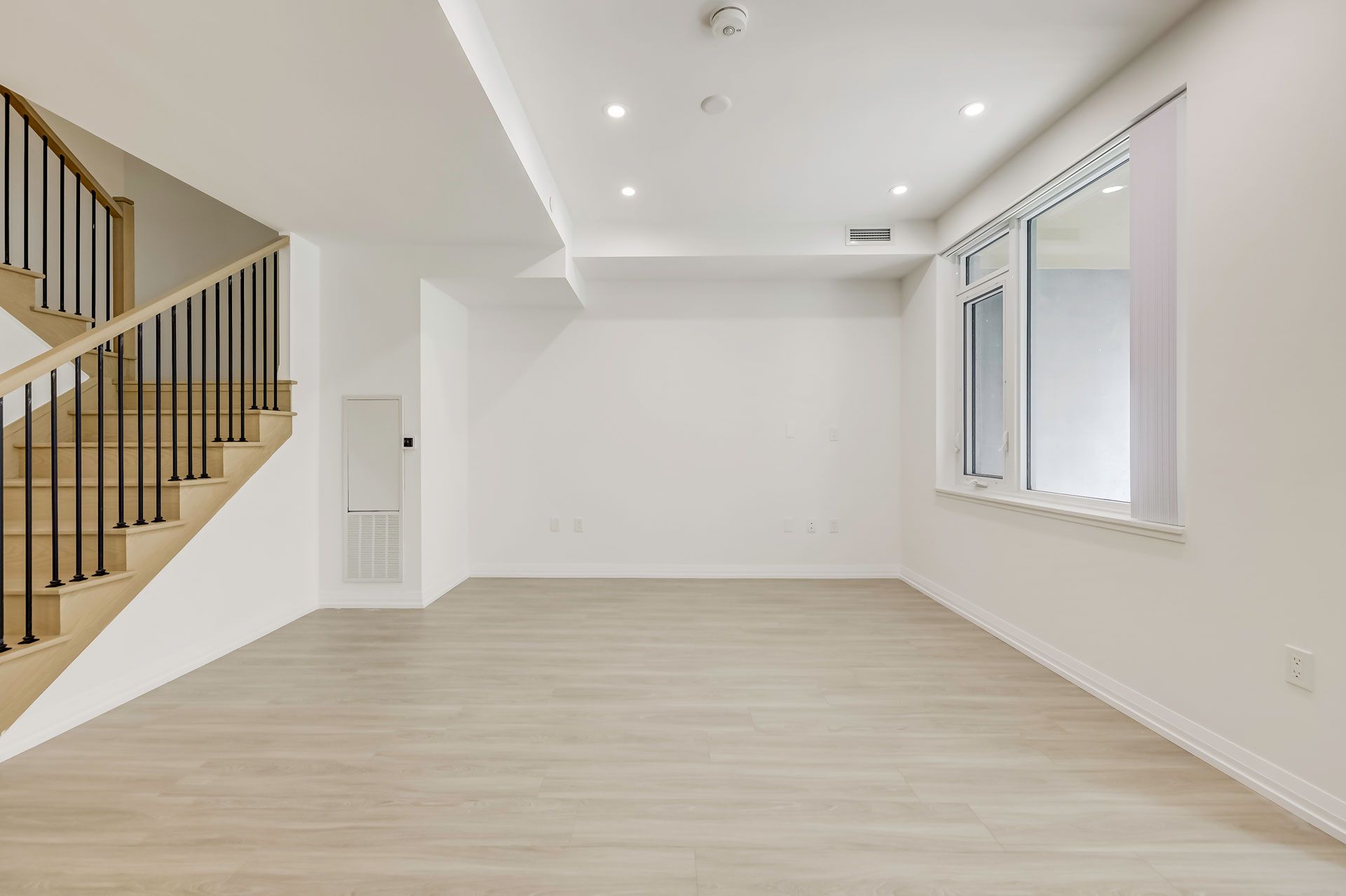 50 Dunfield Avenue TH116