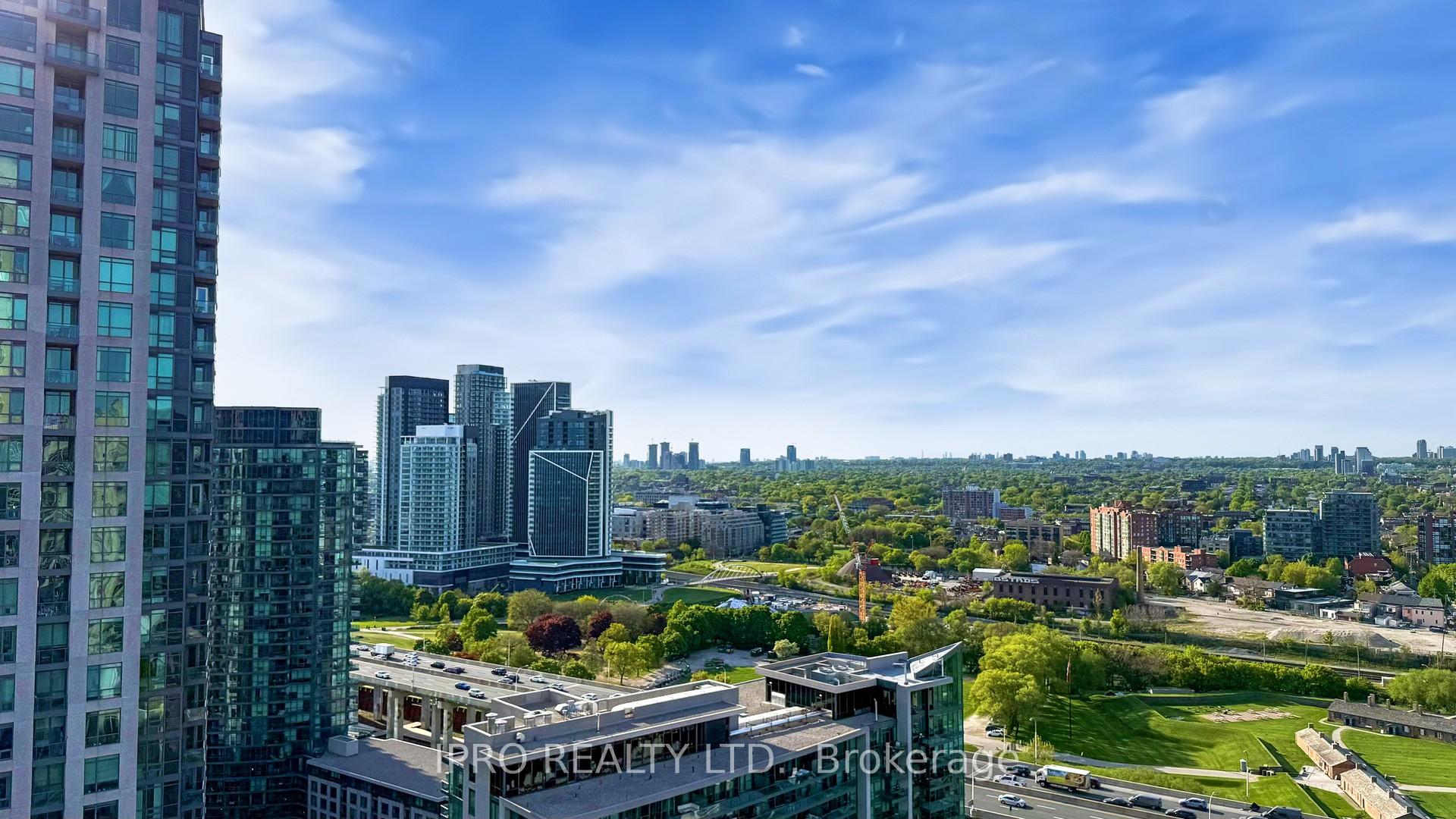 2 Bedrooms Condo at 628 Fleet, Toronto For sale