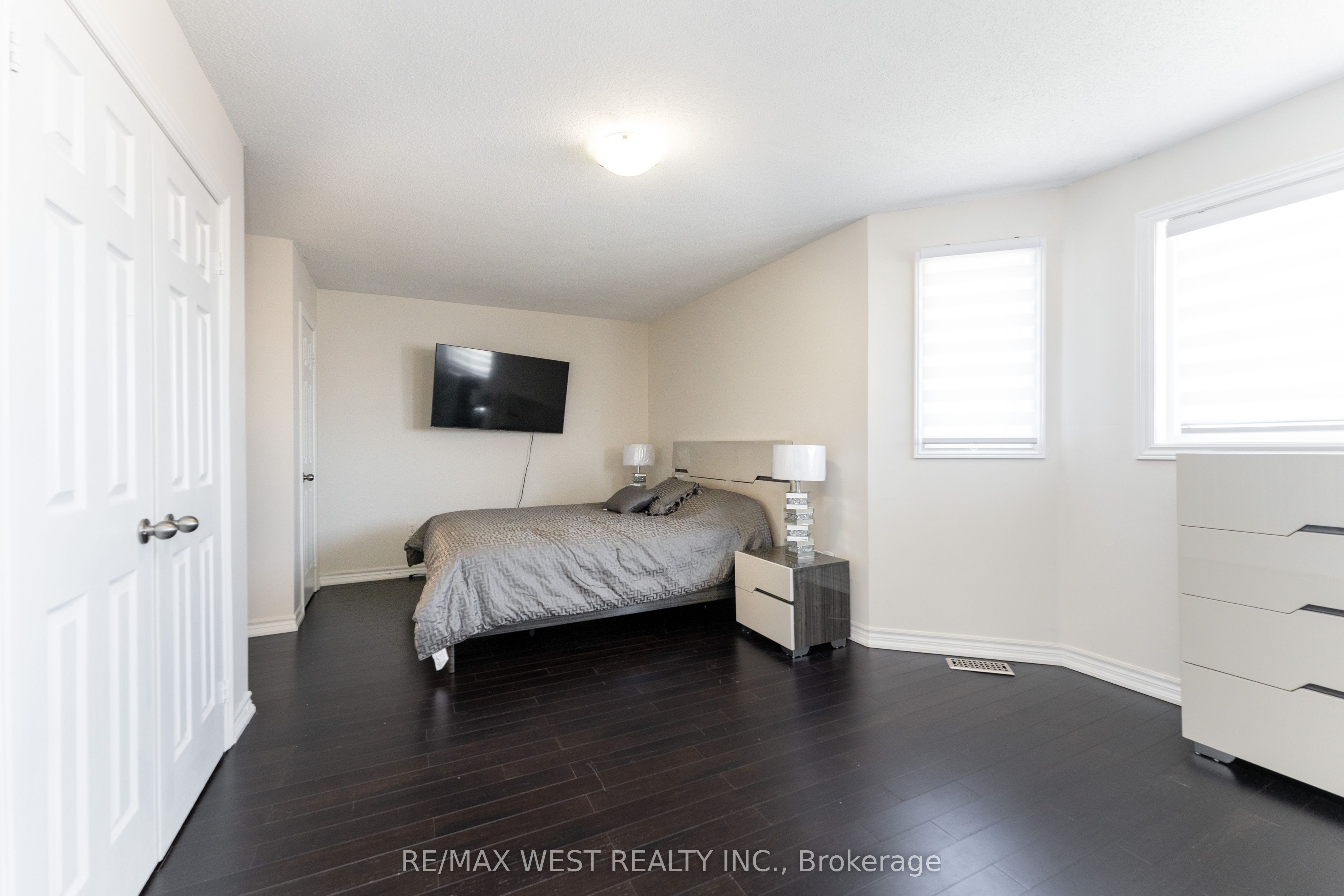 14 Jessica Drive