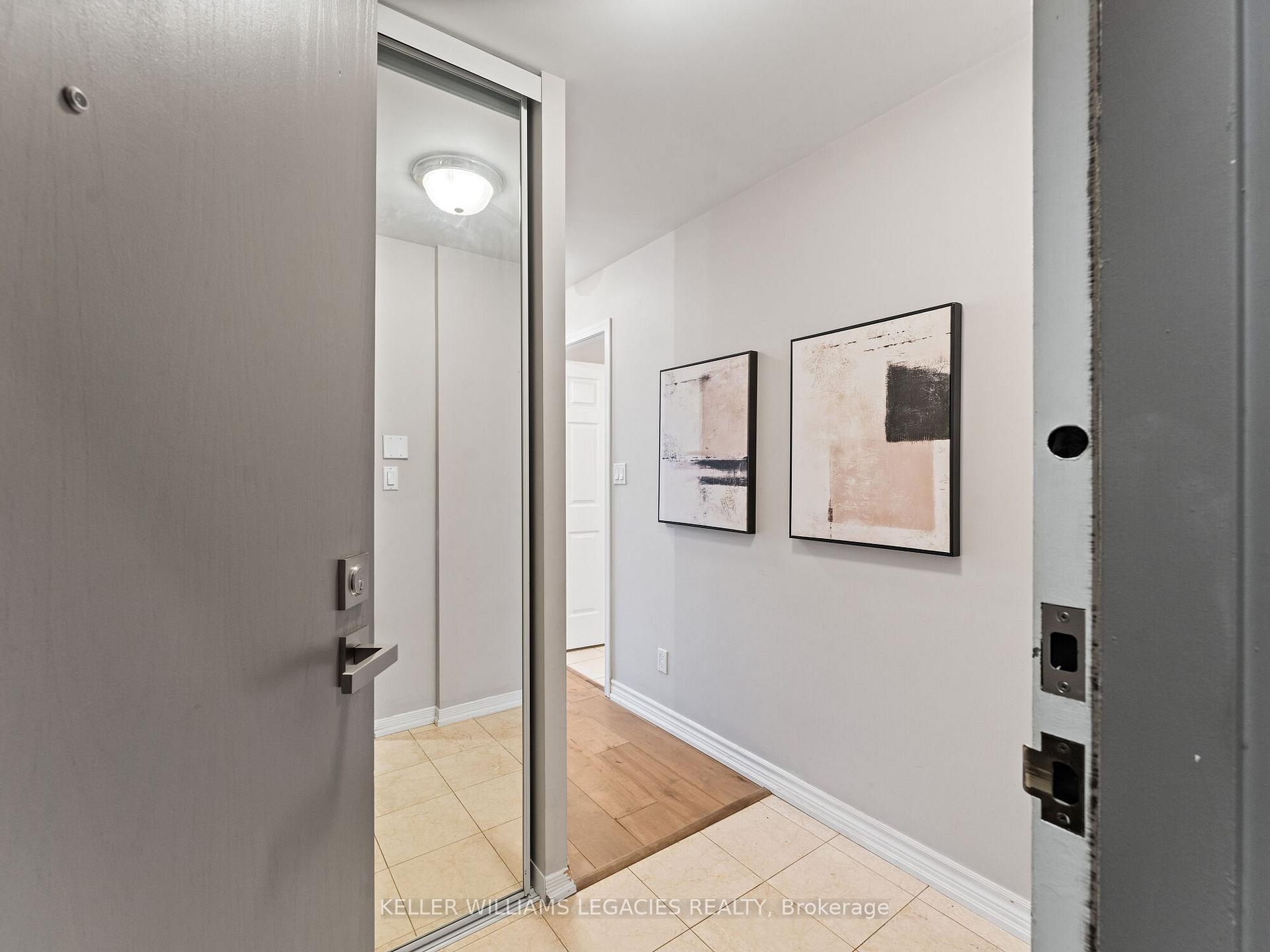 1 Bedroom Condo at 39 Jarvis, Toronto For sale
