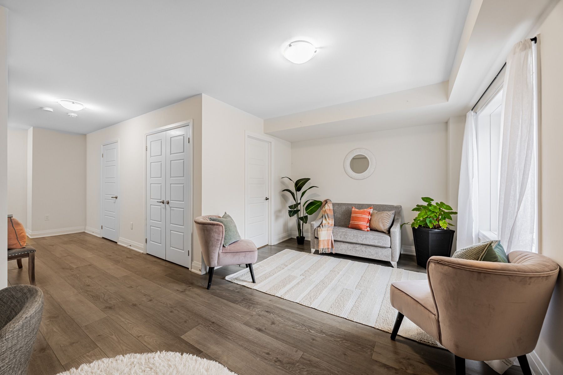 250 Finch Avenue 22