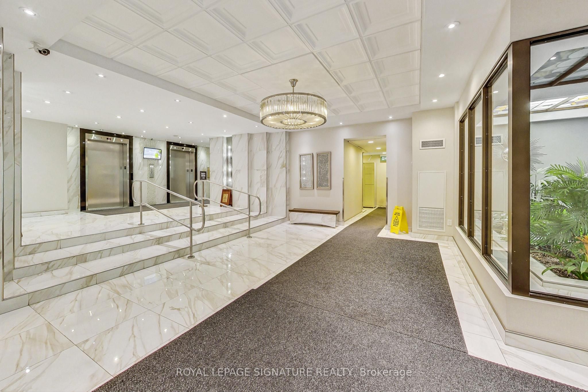 33 Elmhurst Avenue, #2107
