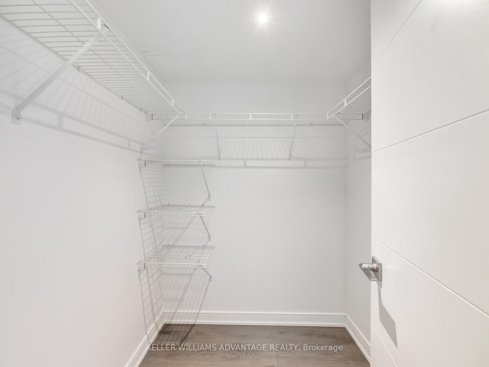2 Bedrooms Condo at 525 Adelaide, Toronto For sale
