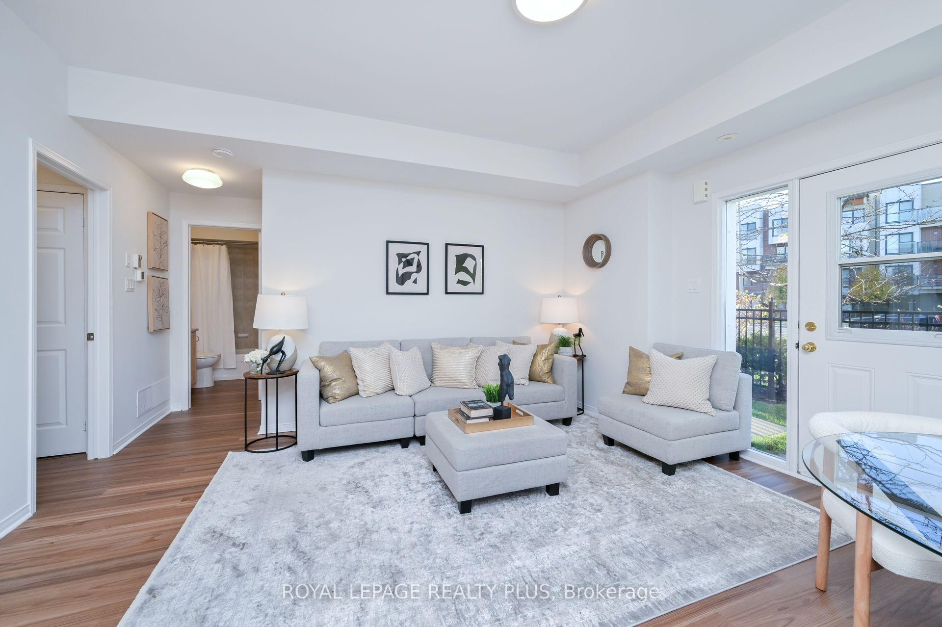 1 Bedroom Condo at 3056 Eglinton, Mississauga For sale