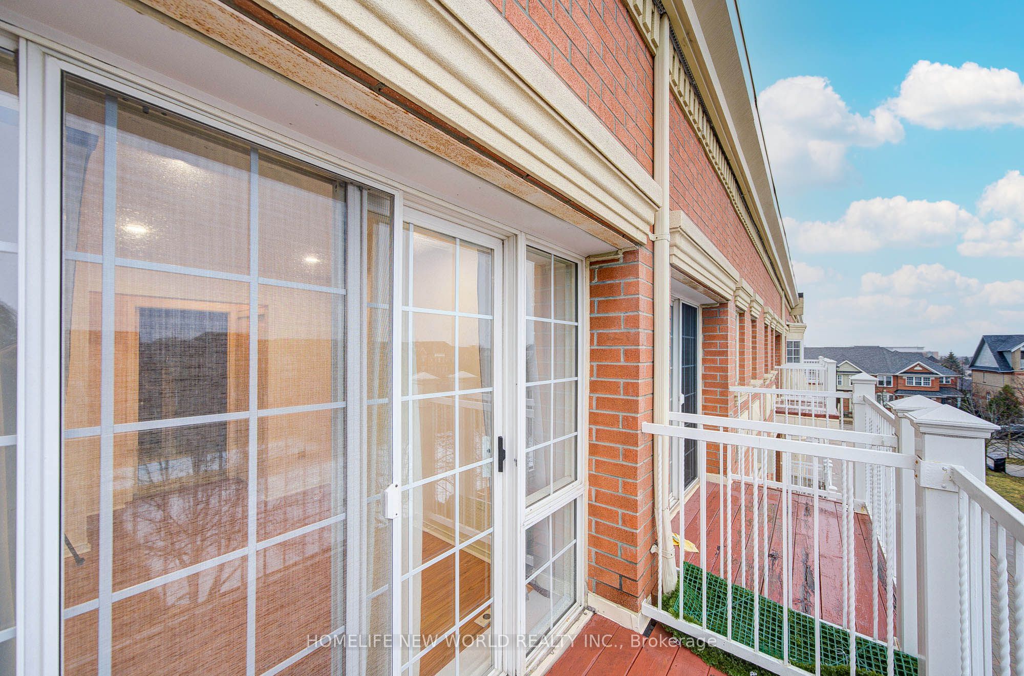 15 Cornell Meadows Avenue, #A206