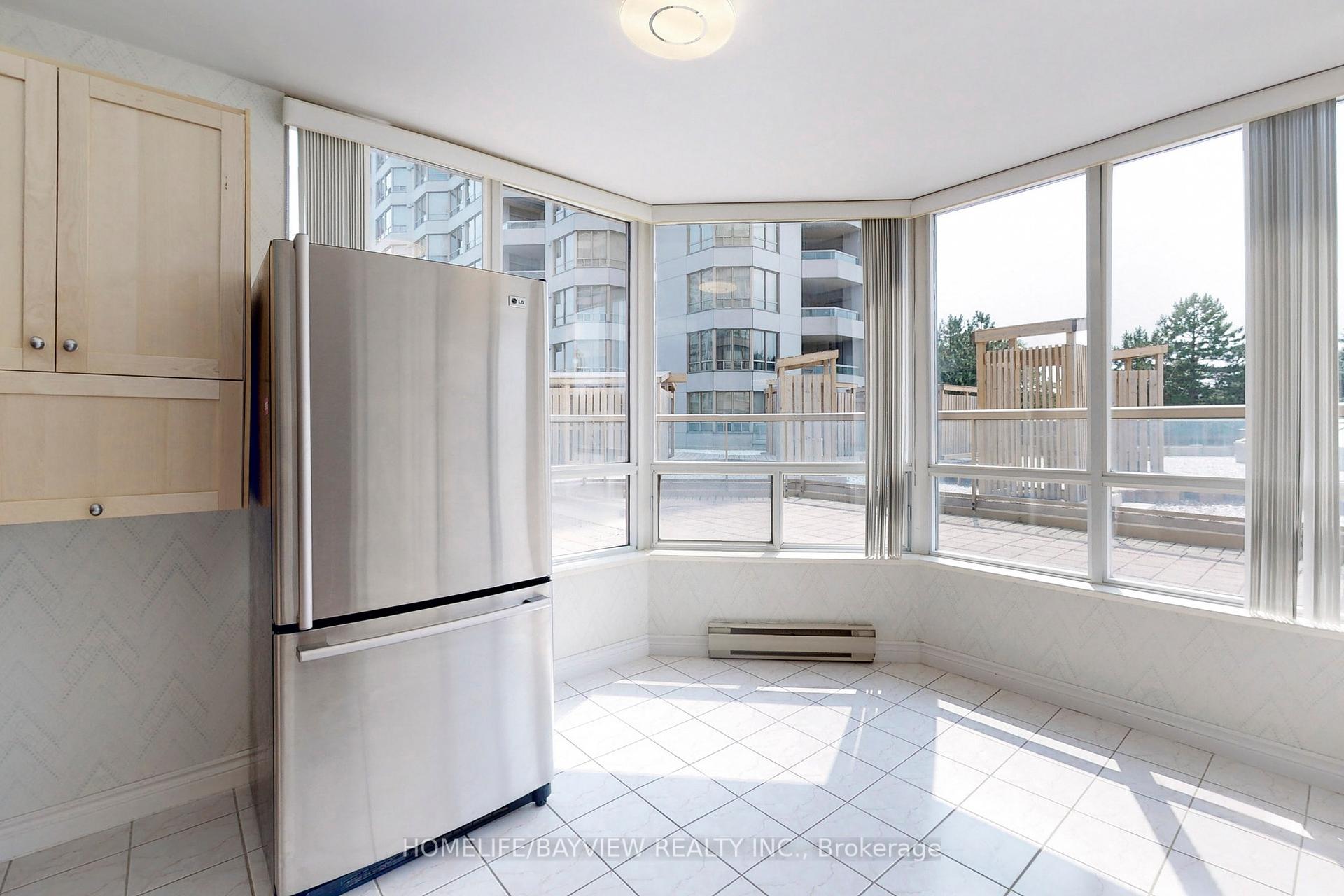 4 Bedrooms Condo at 168 Bonis, Toronto For sale